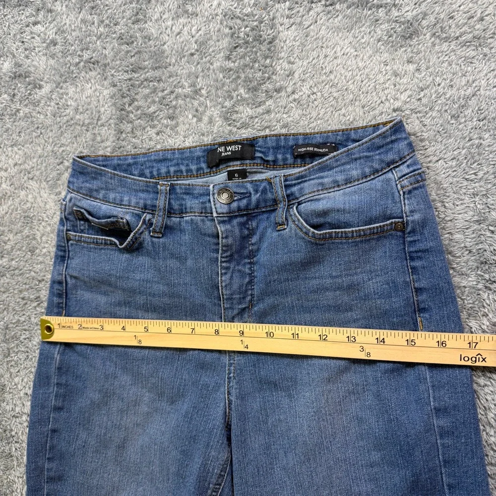 Nine West Womens High Rise Bermuda Denim Shorts 6 Blue Stretch Jean
